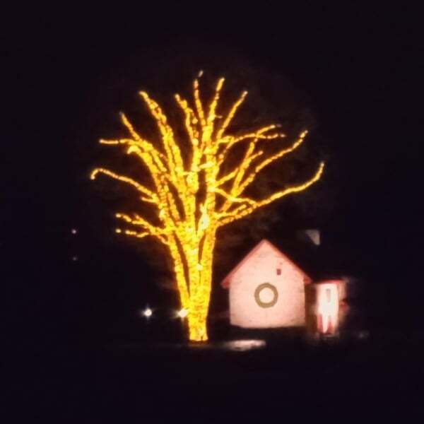 Cover art for Right When It Gets Dark